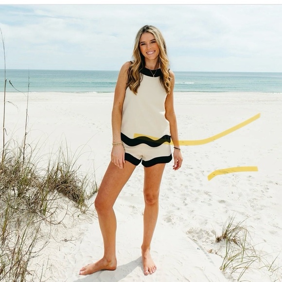 AUREUM Linen Scallop Hem Matching Short Set High-rise Natural & Black Small NWT - Picture 2 of 14